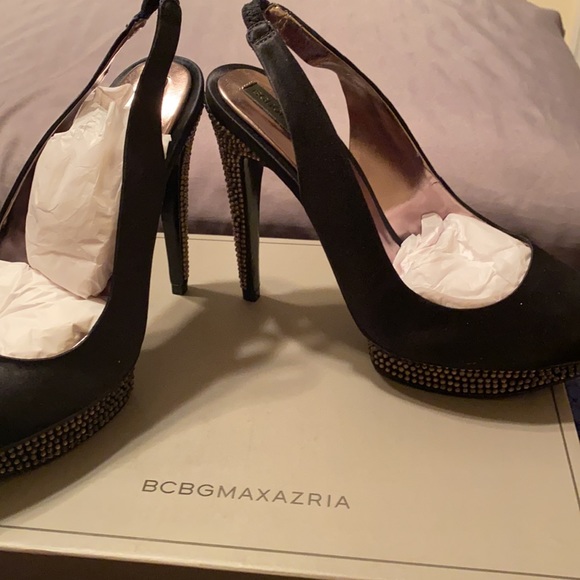 Black satin heels with platform! Never been worn😊 - Picture 4 of 7